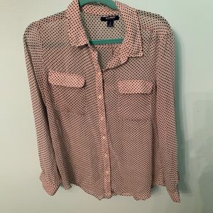 Women’s collared blouse.